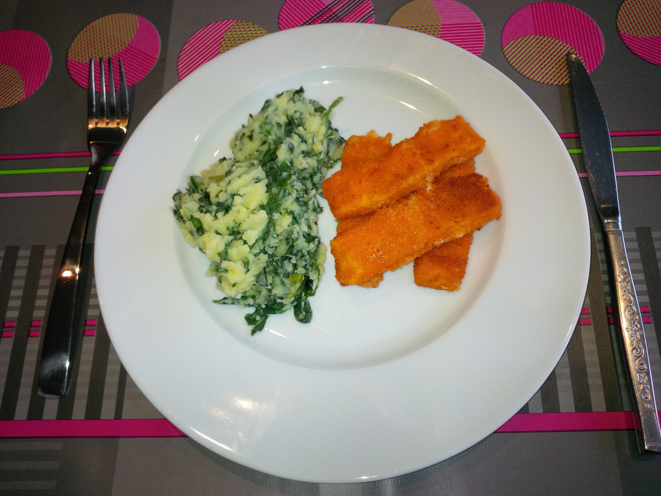 Spinaziepuree met fishsticks